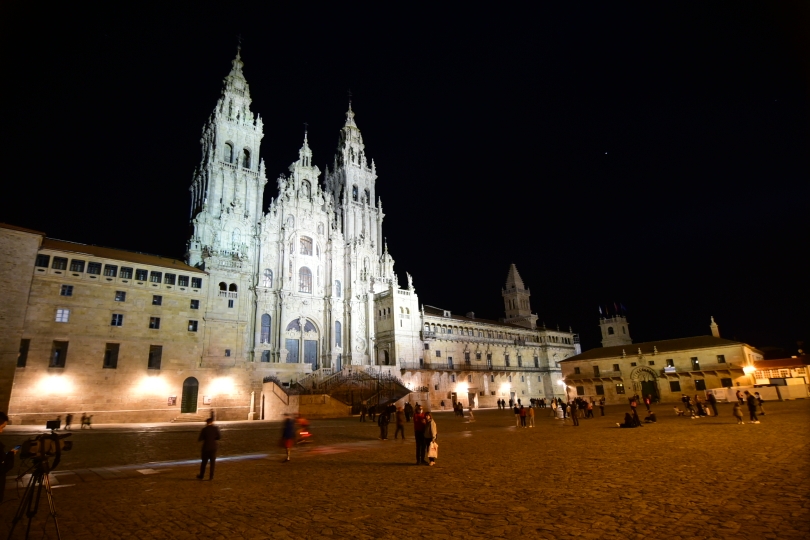 Auf andere Art beeindruckend als die kleine Kirche im Sonnenaufgang: die Kathdrale von Santiago de Compostela - Ziel der vielen Pilger