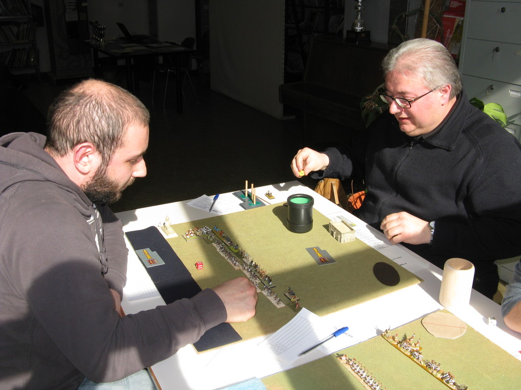 Ora metto questo bel dadino nel bussolotto e...  faccio 6...