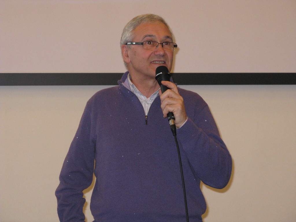 Il Sindaco di Castegnato saluta ai giocatori.