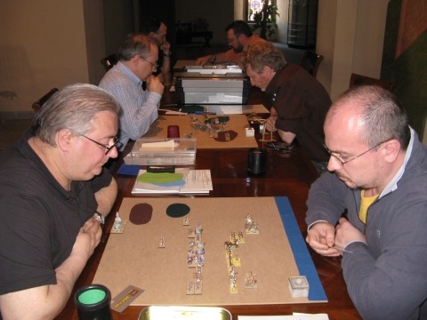 Comunque noi le basette, non le manipoliamo!