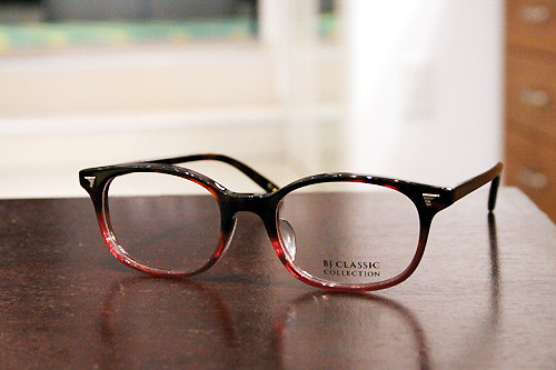 P-547　col.101 （ダークデミ／レッドⅡ）　50□19-145　￥24,000＋tax