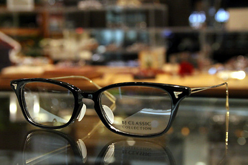 P-501NT col.1-1H 49□19-145 ¥28,000+tax