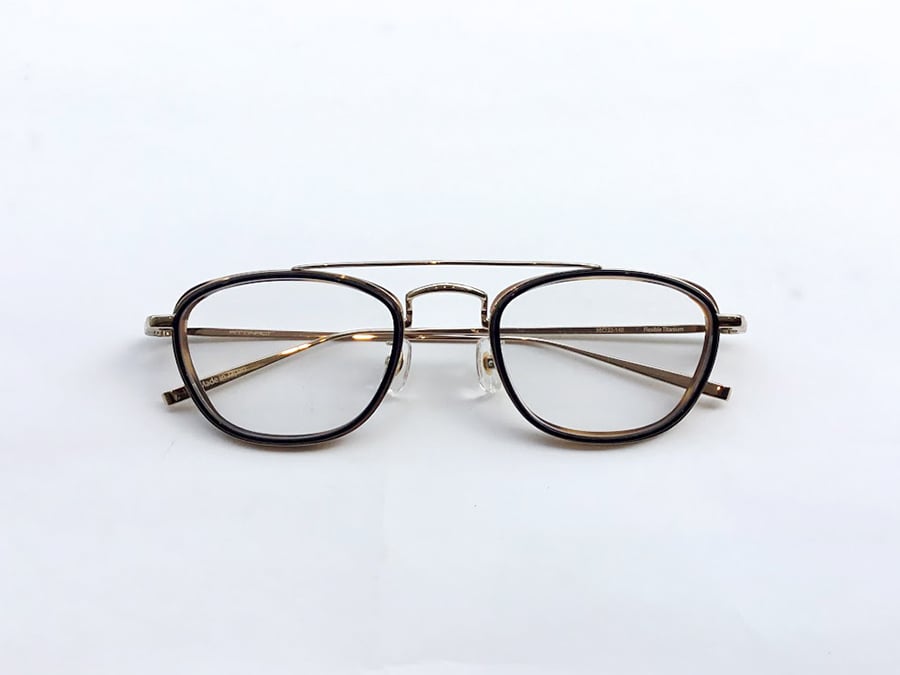 ジェンダーレスアイウェア、ATTRACT（アトラクト）の新作「APC-1418」