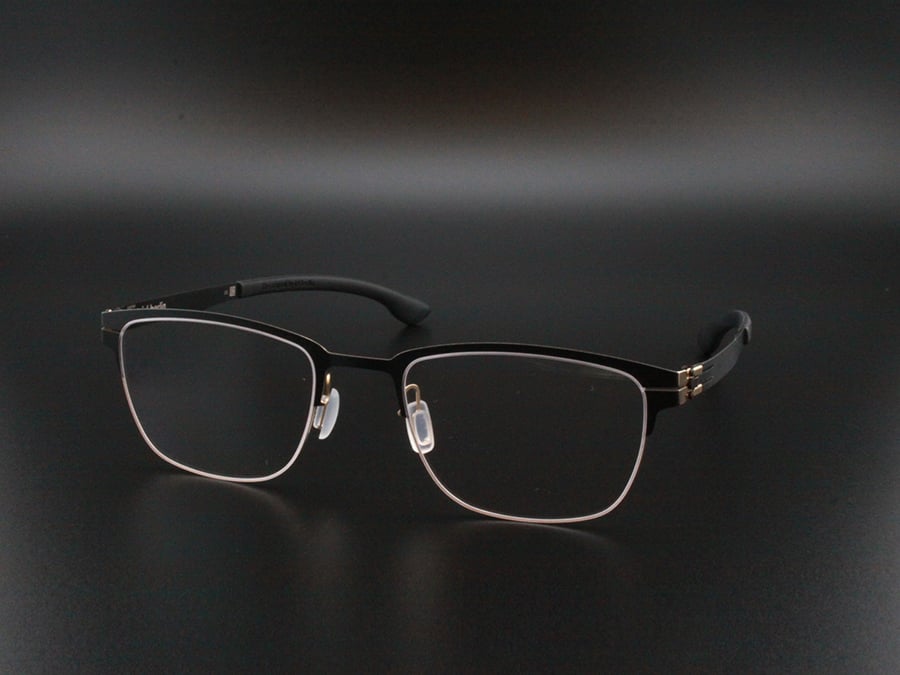 The Lone Wolf col.Rose Black