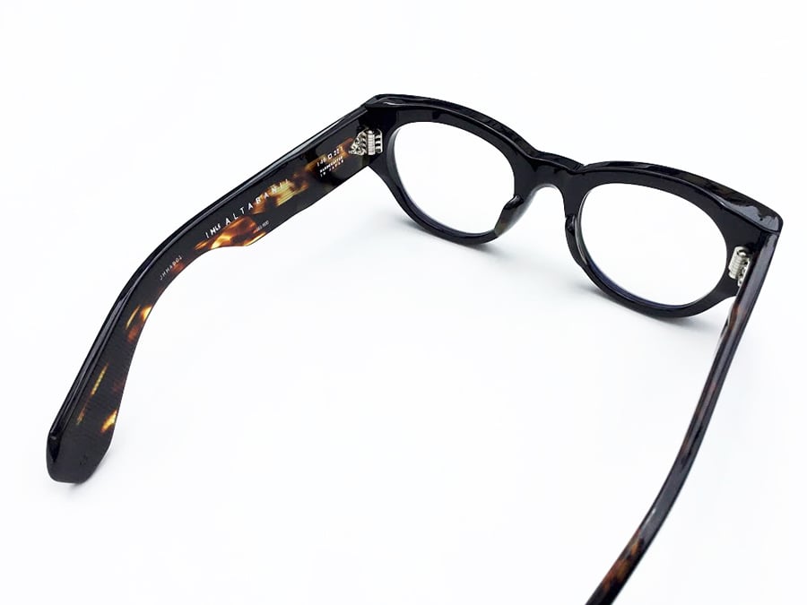 ALTABANI　col.NOIR　48□22-146　￥79,200（with tax）