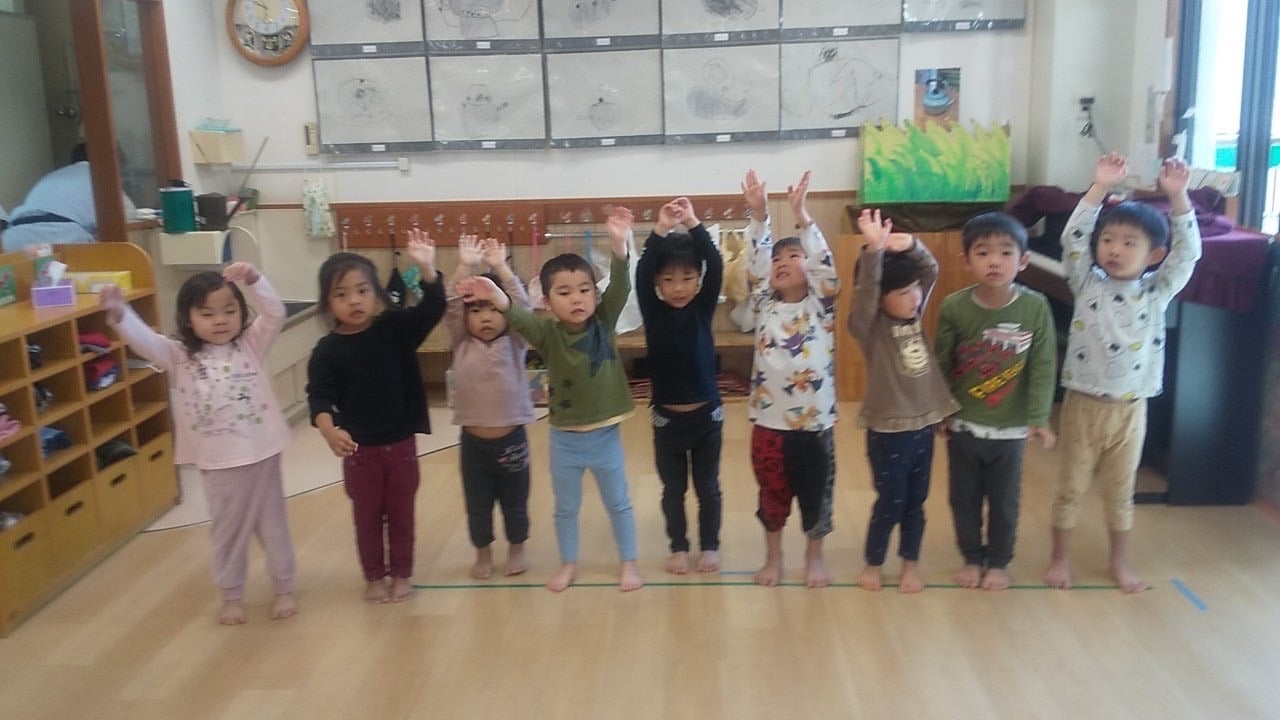 お部屋で練習♪