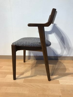 チェア　椅子　フレーバー　イバタインテリア　東京インテリア　東京デザインセンター　家具　インテリア　栃木県　鹿沼市