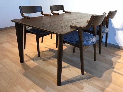 ダイニングテーブル　チェア　椅子　フレーバー　イバタインテリア　東京インテリア　東京デザインセンター　家具　インテリア　栃木県　鹿沼市
