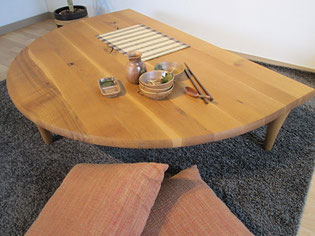 座卓　センターテーブル　リビングテーブル　半円　飛騨産業　森のことば　インテリア　家具　栃木県　東京デザインセンター