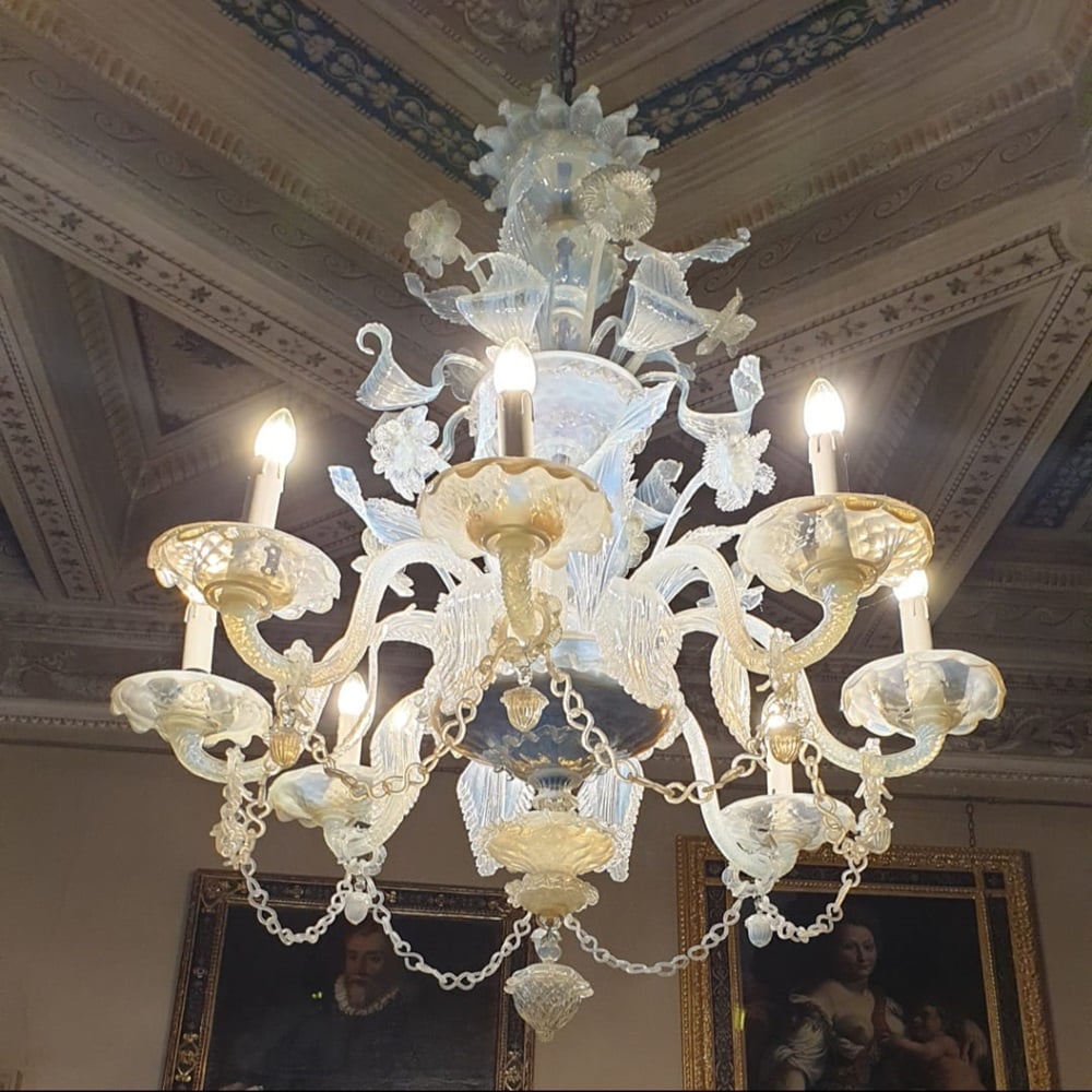 Lampadari Carezzonici di Murano | Prestigio ed eleganza per banche