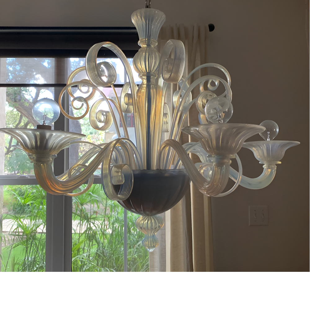 Lampadario di Murano Giglio Opalino