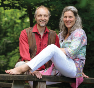 Paartherapie, Paarcoaching, von Paar zu Paar, Hilfe für Beziehung, Erfahrener Coach, Erhard Edzards, Bettina Specht, Paar, Beziehung retten, Beziehung kaputt