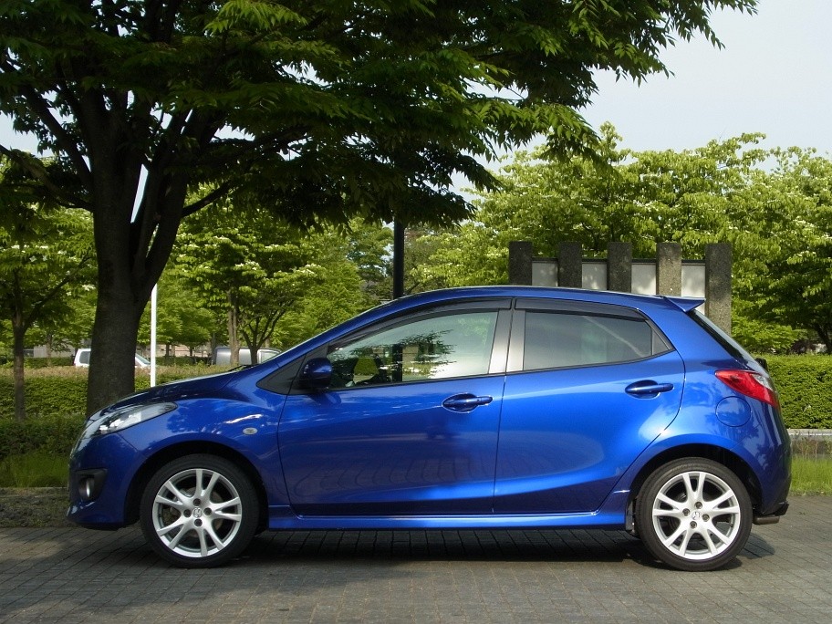 デミオスポルト外観