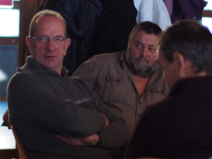 Silvio Cadruvi, Toni Cola