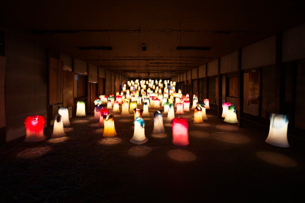 瀧澤潔「津南のためのインスタレーション―つながり―」ⓒ宮本武典＋瀬野広美