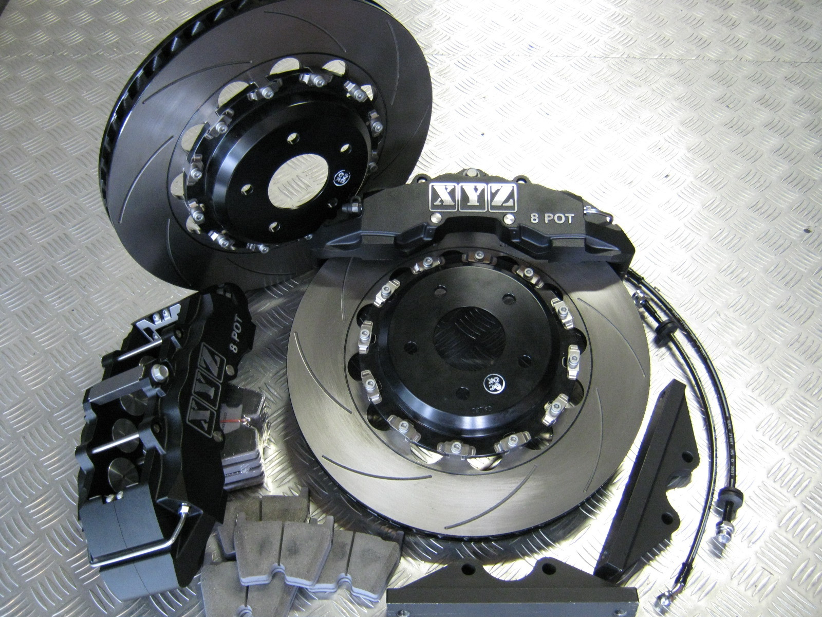 XYZ Brakes 8 piston Holden