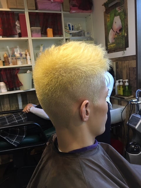 アップバング・ソフトモヒカン，ブリーチ