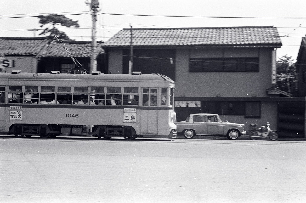 １９６６年　現目黒通り、白金台町～上大崎付近