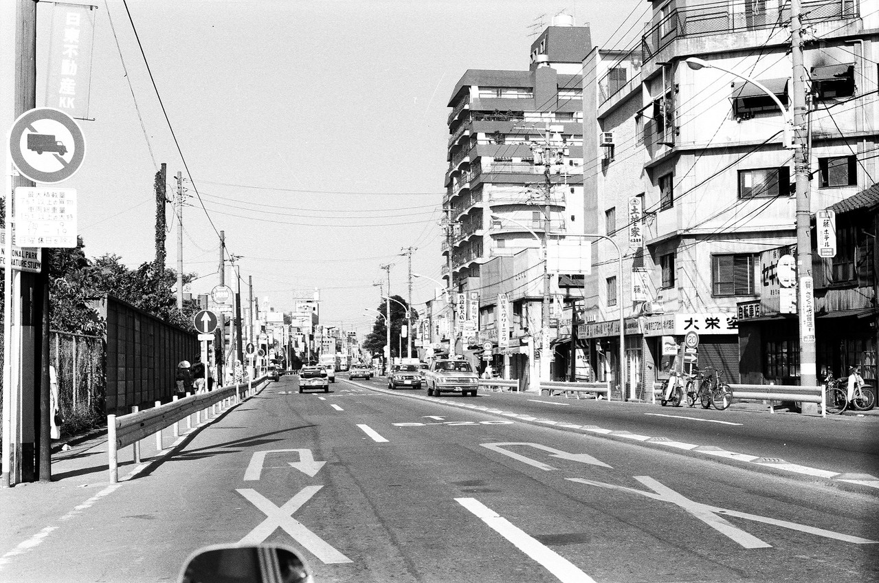 １９７３年　目黒通り（自然教育園前）