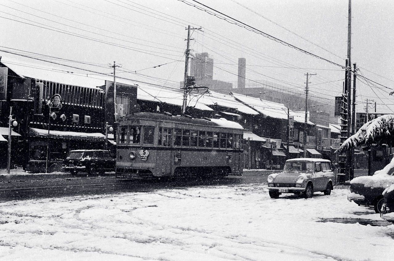 １９６７年　現目黒通り（医科研前）