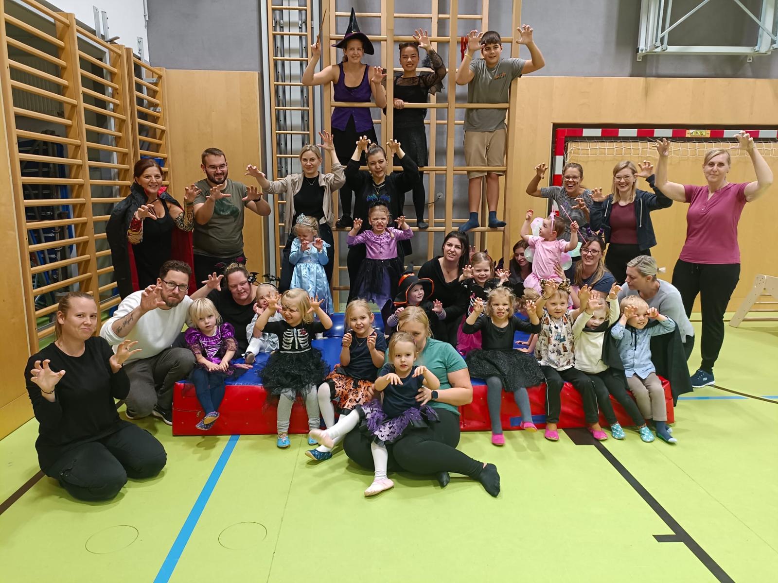 Family Dance - Birgit