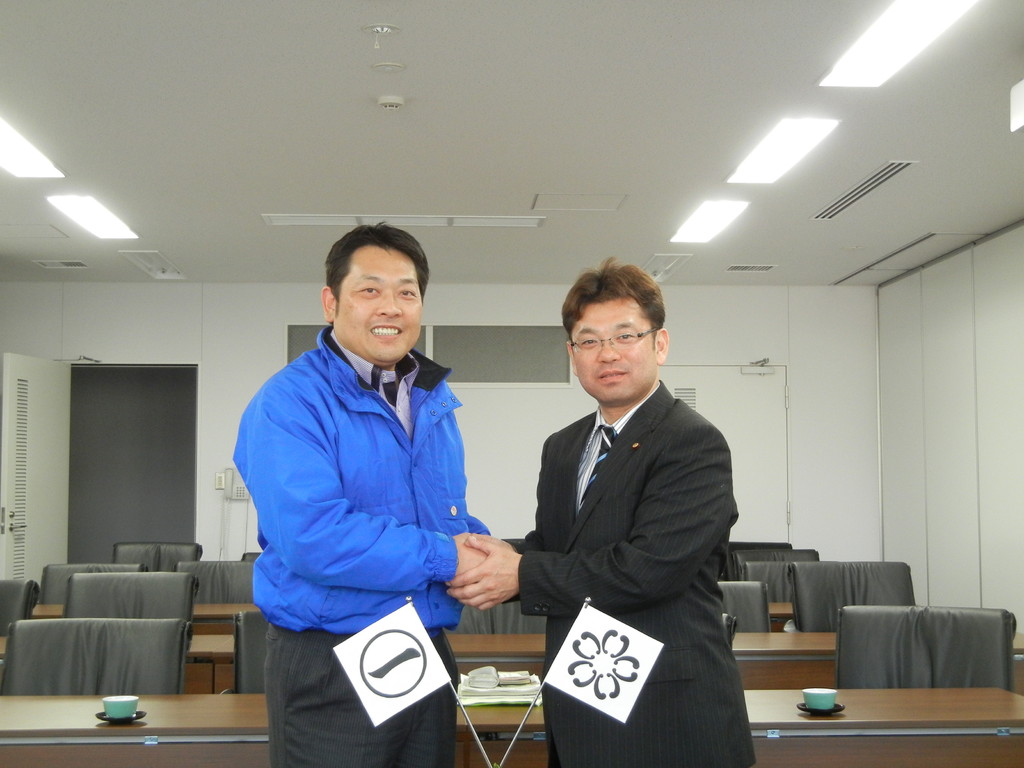 犬山高校野球部中村先輩と～犬山市役所～