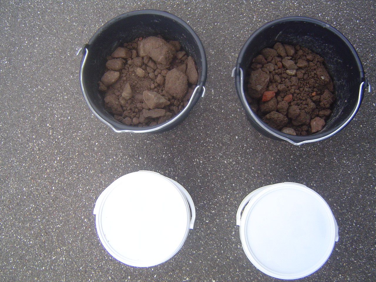 LINDENTHAL Umweltdienstleistungen: Entnahme von Bodenproben