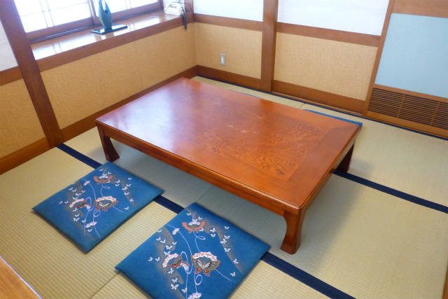 2〜4人様用個室お座敷