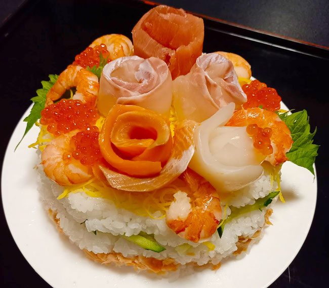 ひなまつりや誕生日に「お寿司ケーキ」ご予約受付中