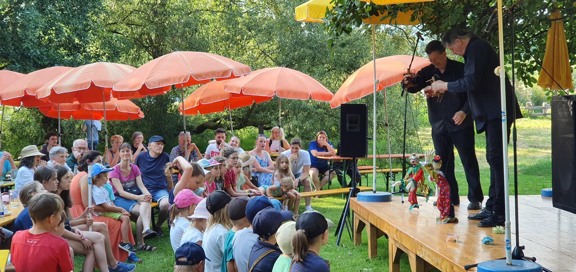 Clown des Marionettentheaters