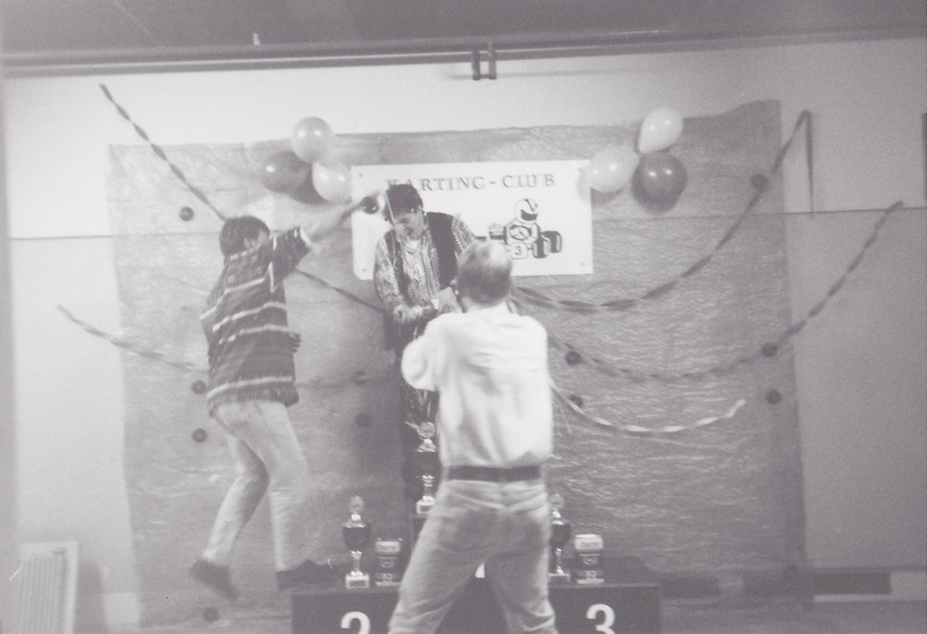 ... dr Meischter wird duschet...