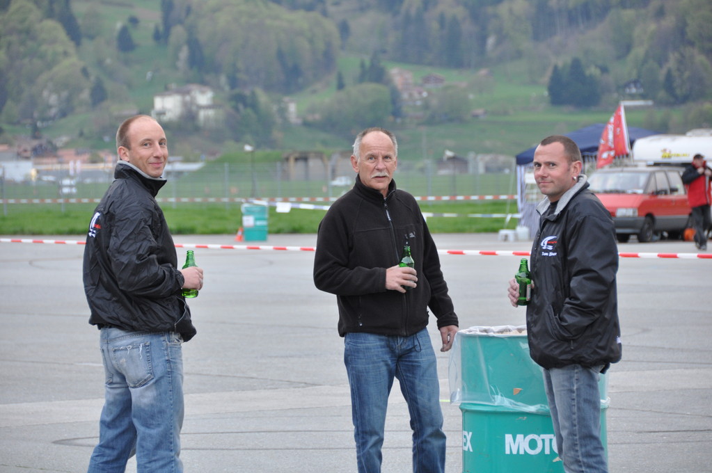 11i Schuss beim Aufstellen am Donnerstag