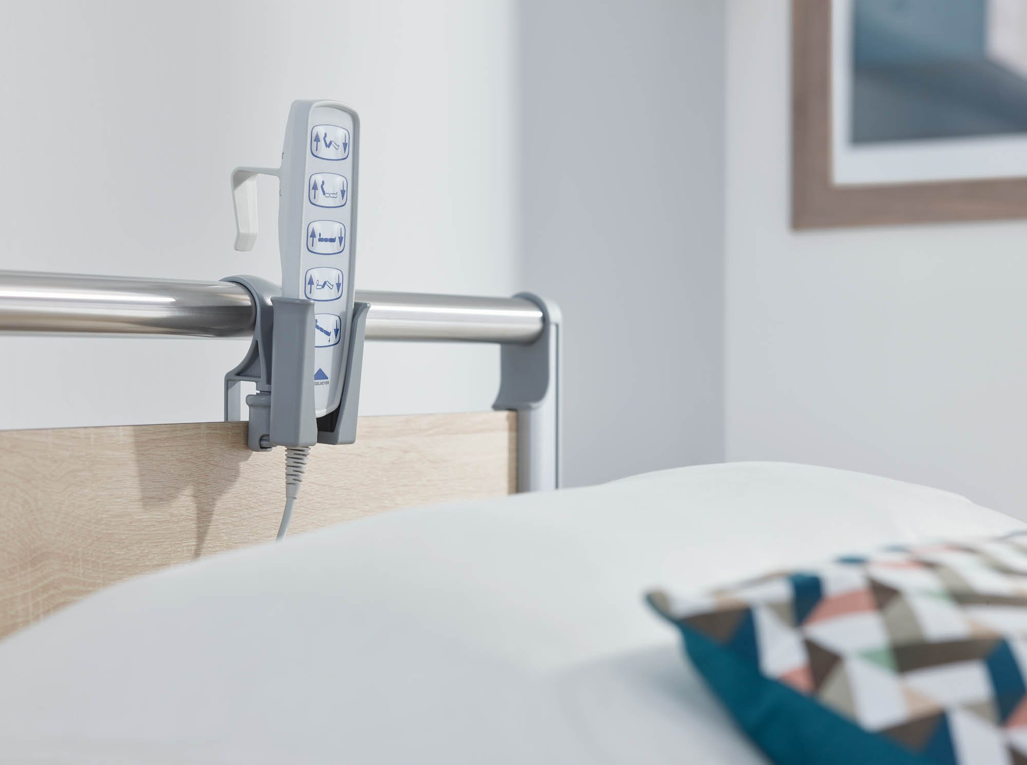 Auch für den Standard-Handschalter gibt es einen anhängbaren Köcher.