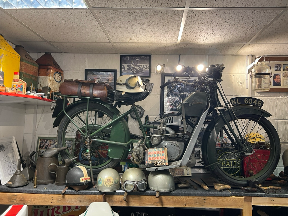 Velocette für Frauen…