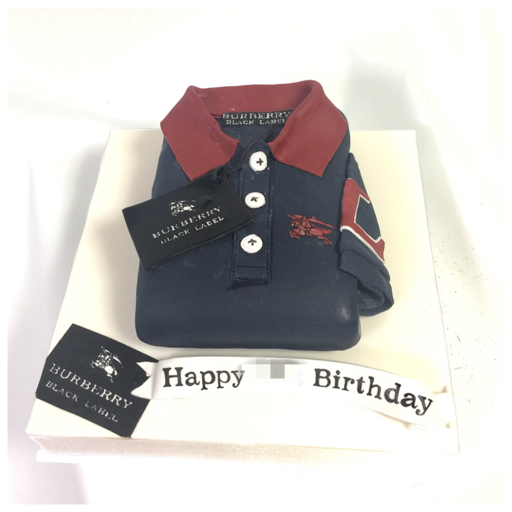 バーバリーポロシャツ🎂 #バーバリー #ポロシャツ #ファッション #ファッションケーキ #誕生日ケーキ #洋服 #メンズ #イギリス #burberry #burberrycake #fashion #fashioncake #poloshirt #poloshirtcake #gateau #torte #cake #ケーキ #🇯🇵