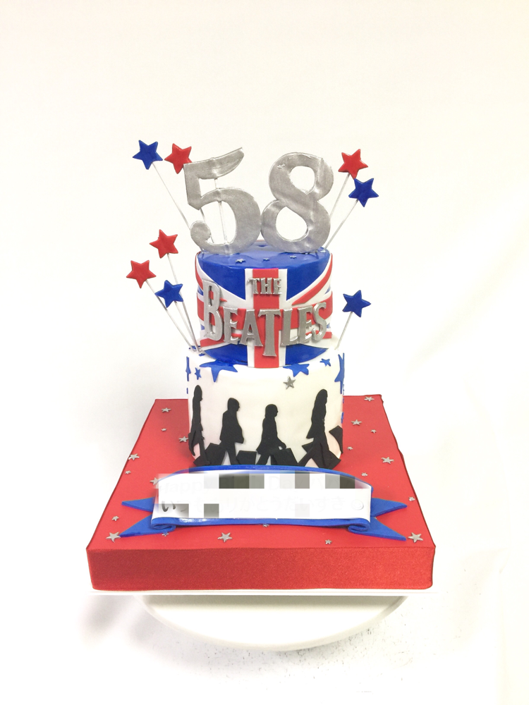 #ビートルズ #アビーロード #イギリス  #🇬🇧#お父さん誕生日 #ビートルズ世代 #thebeatles #abbeyroad #uk🇬🇧 #unitedkingdom #beatles #beatlescake #music #lovemusic #gateau #décorateur #pateasucre #pastadizucchero #fondantcake #japanmade #🇯🇵