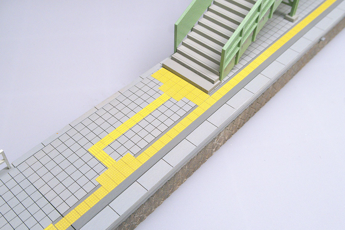 HO点字ブロック 　レーザー彫刻で凹凸を付けたシールです