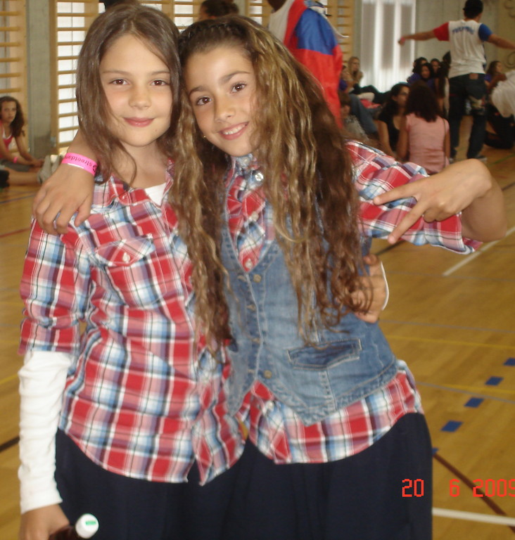 ANNA SOMMER & MIA MEIER