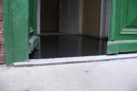 LEOSTEEN,Badgestaltung,Fussboden,Steinboden,Naturprodukte,badsanierung,beton cire,betonboden,betonarbeitsplatte,betonbad,betonbeschichtung,betonboden,betoncire,betoncire,betonboden,betoncirenatur,betondusche,betoneffekt,betonküche,betonlampe,betonoberfläc