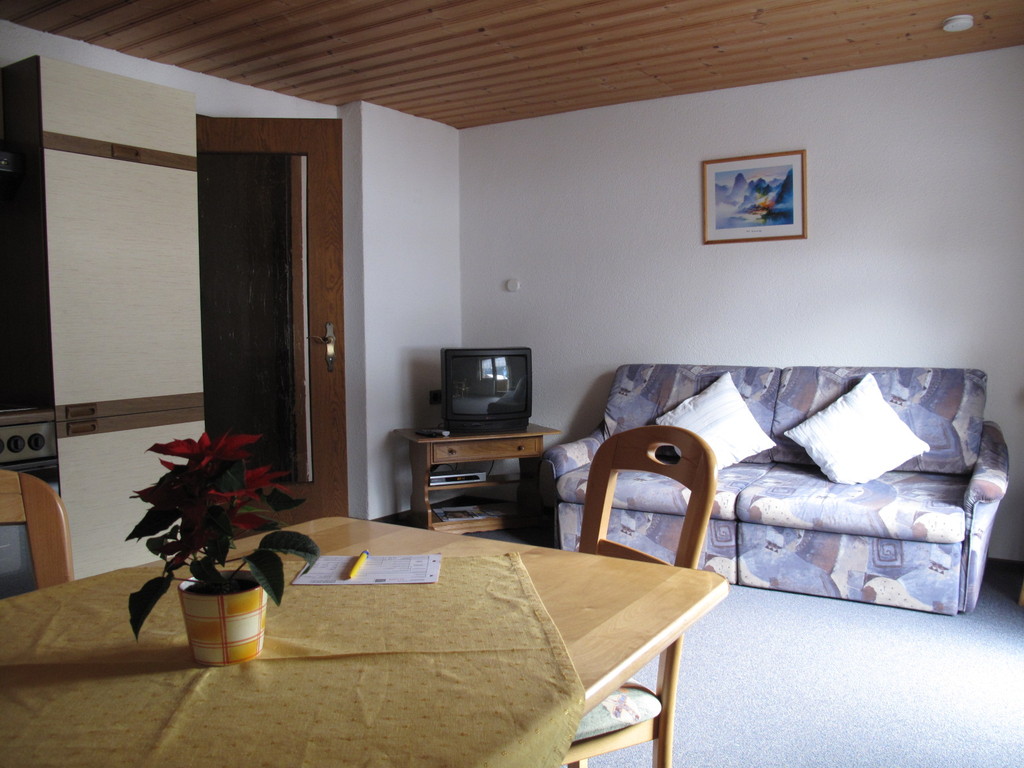 Hoamatl Pfunds Wohnküche große Wohnung im zweiten Stock