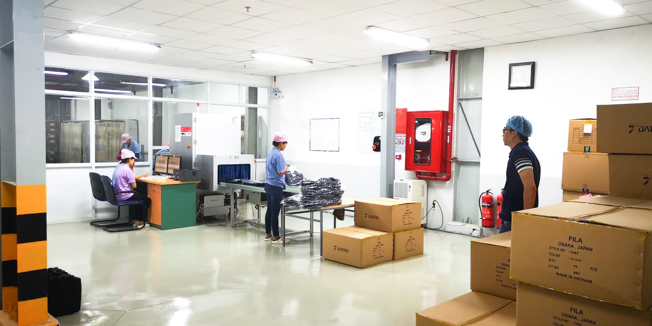 カバン・バッグの検品縫製工場　ベトナム　ホーチミン