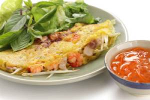 Banh Xeo: Best, Famous & Popular Street Food Snack in Ho Chi Minh Saigon Vietnam