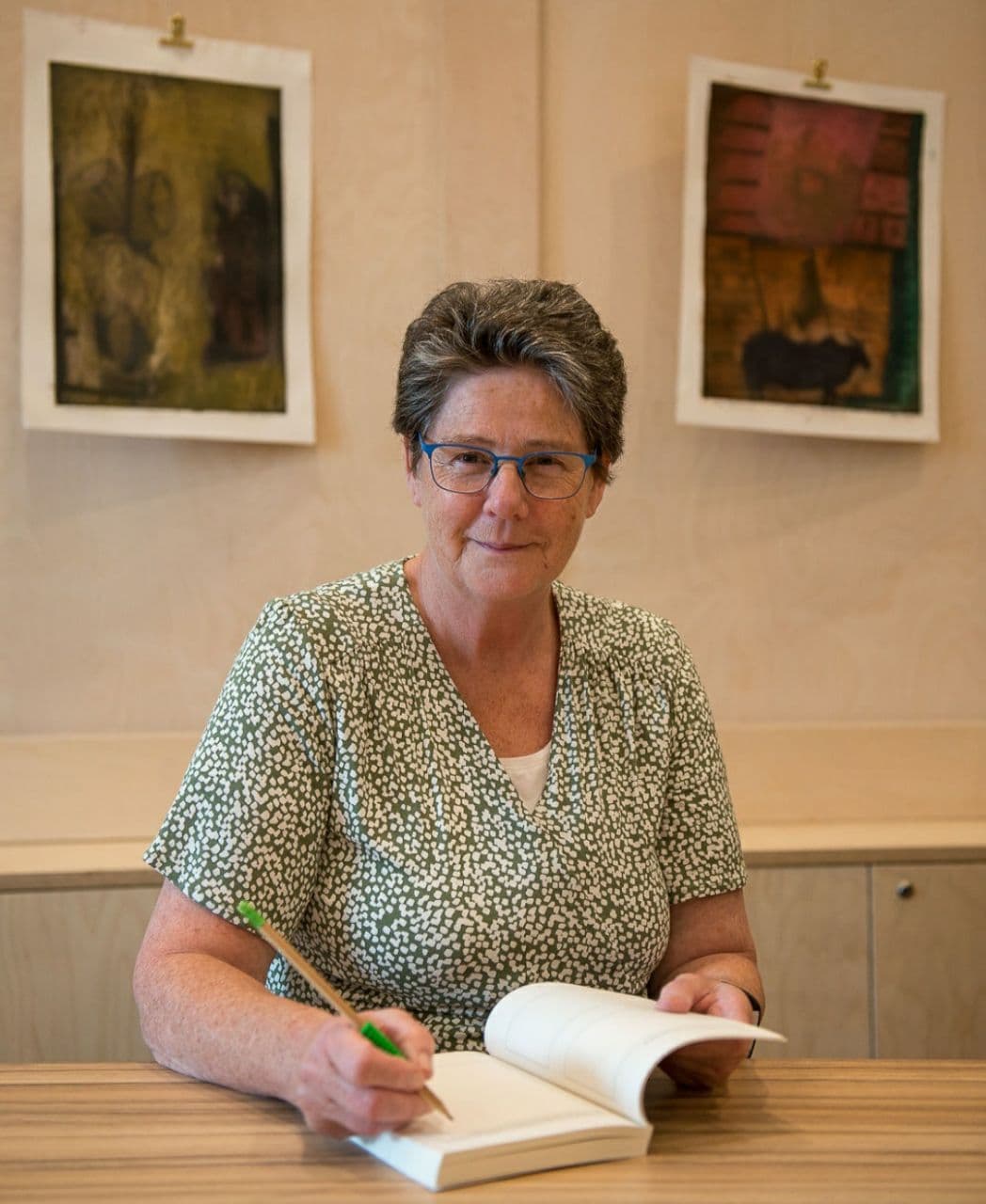 Zit je in een dip? Voel je je depressief?  Wil je met jezelf aan de slag maar niet gelijk naar een coach?  Lees dan verder.