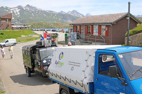 Die Drüradbrüedere auf dem Grimselpass