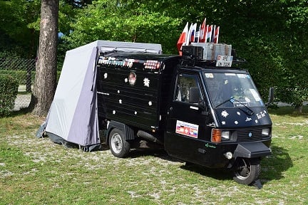 Zelt für Ape-Reisemobil, wer mit einer Ape auf Reisen geht braucht ein Zelt.