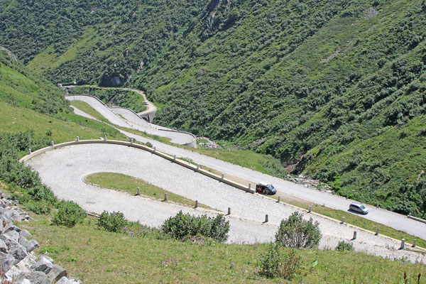 Die Drüradbrüedere sind unterwegs auf der Tremola