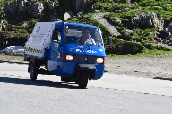 Die Drüradbrüedere sind unterwegs am Nufenenpass