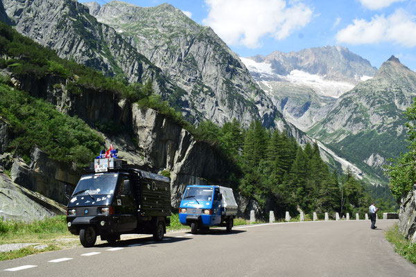 Die Drüradbrüedere auf dem Grimselpass