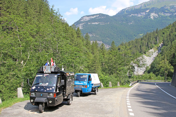 Die Drüradbrüedere auf dem Grimselpass