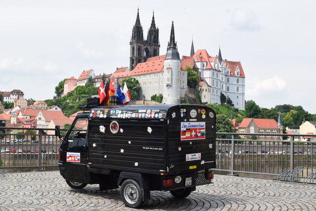 Auf drei Räder auf Reise, Dreiradreisen, , 3-Rad Ferien, 3-Rad Urlaub, Slow Travel, Langsam Reisen, Mit dem 2-Takter unterwegs, 2-Takt Reisen, 2-Takt Reisemobil, Ape Reisen, Mit Ape durch Europa, Dreiradtouren, Dreiradwohnmobil, Dreiradreisemobil, Dreirad